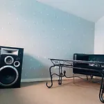 2 Bed Duplex Penthouse Apartment By Mathew Street Sleeps 6