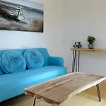 Cooleens- Chic 1-Bedroom Apt In North Berwick