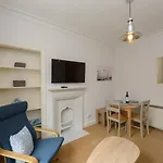 Pebbles Apartment - Heart Of Town