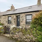 2 Rhoslyn