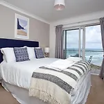 17 Waters Edge