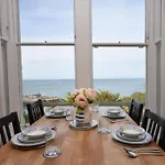 2 Bed In Ilfracombe Oedge