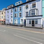 2 Bed In Aberdovey Dy054
