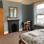 Cosy Victorian Home Near City Centre & Lfc
