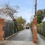 Joy Lane Mansion