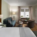 Dunluce Lodge