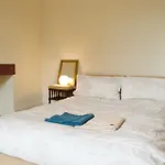 Central 3 Bedroom Flat